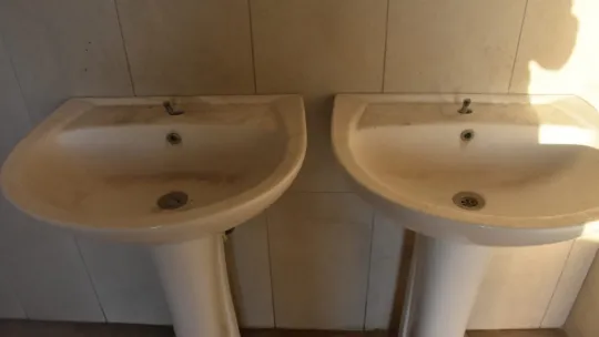 Turgutlu Irlamaz Vadisindeki tuvaletlerin durumu yürekleri burktu (Video)