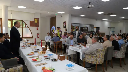 Hemşehri Dernekleri Başkanlarından Başkan Çetin Akın ve Ekibine Teşekkür