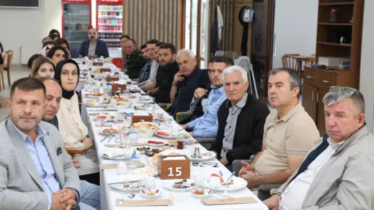 Hemşehri Dernekleri Başkanlarından Başkan Çetin Akın ve Ekibine Teşekkür