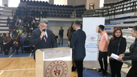 Turgutlu'da Engelliler düzenlenen etkinliklerde bir araya geldiler