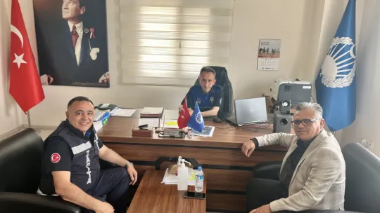 Turgutlu Belediyesi Zabıta Teşkilatından Manisa Büyükşehir Belediyesi'ne Nezaket Ziyareti