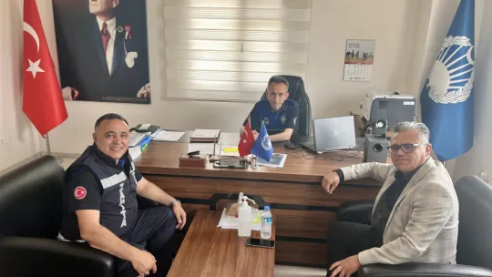Turgutlu Belediyesi Zabıta Teşkilatından Manisa Büyükşehir Belediyesi'ne Nezaket Ziyareti