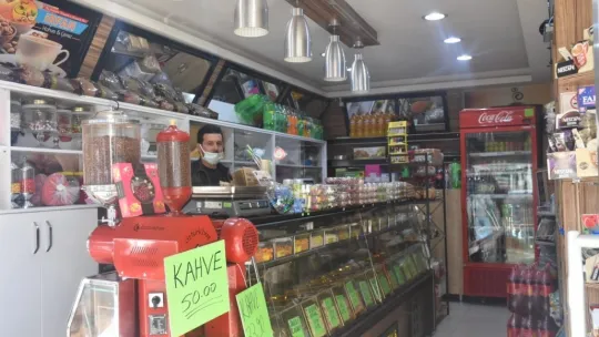 İrfan Kahve ve Çerez Turgutlu'da yeni yüzüyle sizlerin hizmetinde