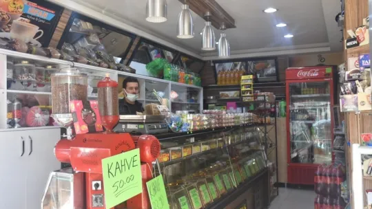 İrfan Kahve ve Çerez Turgutlu'da yeni yüzüyle sizlerin hizmetinde