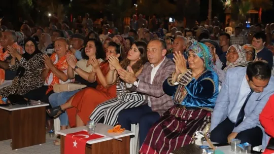 Turgutlu Türkülerle Dolu Bir Gece Yaşadı