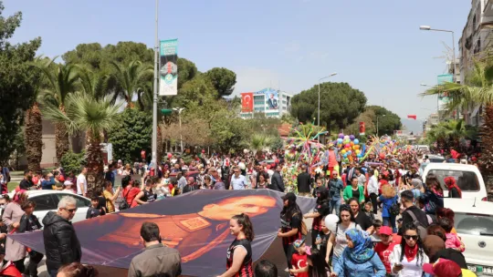 Turgutlu'da Muhteşem 23 Nisan