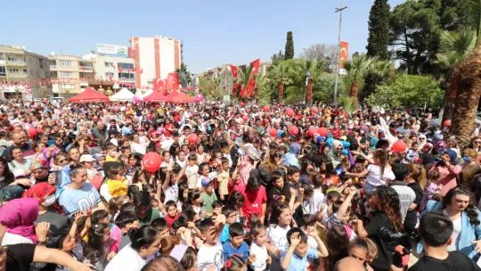 Turgutlu'da Muhteşem 23 Nisan