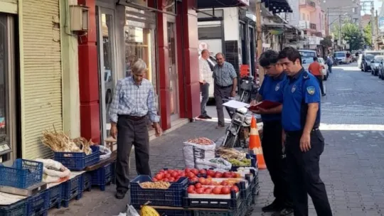 Zabıta Ekiplerinden Kaldırım ve Yol İşgali Denetimi