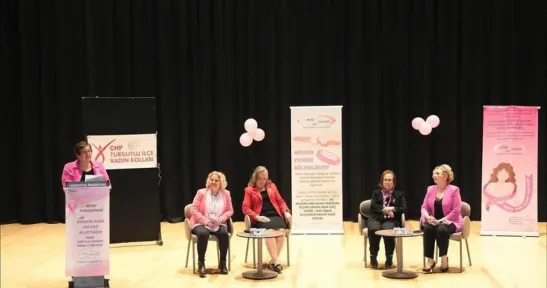 Turgutlu'da 'Fark Edilmesi İçin Pembe' Konferansı Düzenlendi