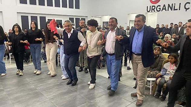 Başkan Adayı Mustafa Serhat Orhan'a yoğun ilgi