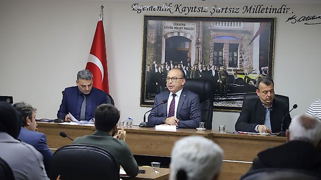 Başkan Akın, 'Siyaseten işten çıkarılan evlatlarımıza benim nasıl ağabeylik yaptığımı herkes biliyor'