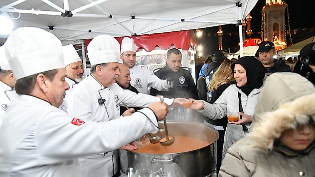 Başkan Balaban 100. Yıl'da Vatandaşlarla Buluştu