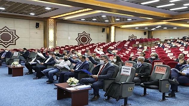 Başkan Çerçi Meclis Üyelerine Meydan Projesini Tanıttı