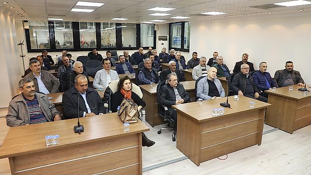 Başkan Çetin Akın, Mahalle Muhtarıyla Bir Araya Geldi