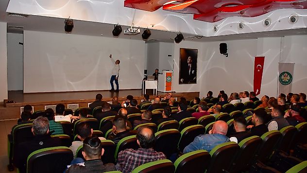 Büyükşehir Çalışanlarına Vektörlerle Mücadele Eğitimi
