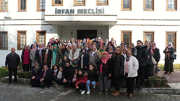 Büyükşehir'den yüzlerce kadına kültürel gezi