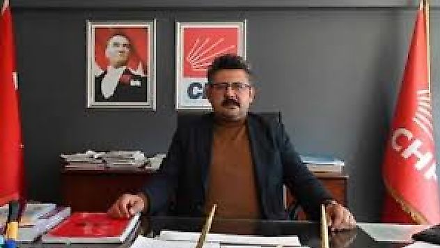 Chp Finike İlçe Başkanı Uygar Çarban 2025 Huzur Ve Sağlık Getirsin