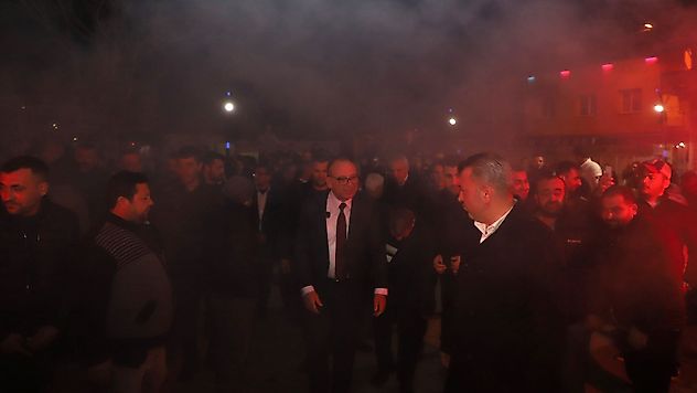 CHP'li Başkan Adayı Çetin Akın'a Doğup Büyüdüğü Topraklarda Coşkulu Karşılama