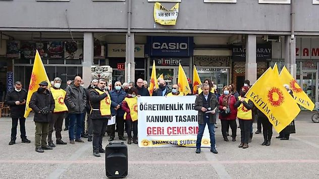 CHP'li Sarı'dan Öğretmenlere Destek Hükümet Öğretmenlerin Taleplerini Dikkate Almalıdır