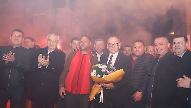 CHP'nin Turgutlu Başkan Adayı Akın'a Kır Mahallede Coşku Seli