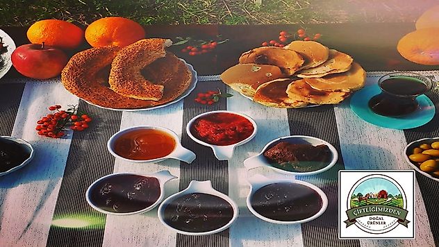 Çiftliğimizden 100% Doğal Ürünler Turgutlu'da Sizlerin Hizmetinde!