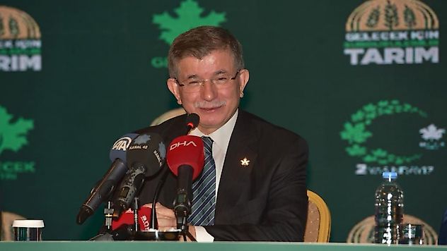Davutoğlu'ndan Erdoğan'a: Perşembe'ye kadar bekliyorum
