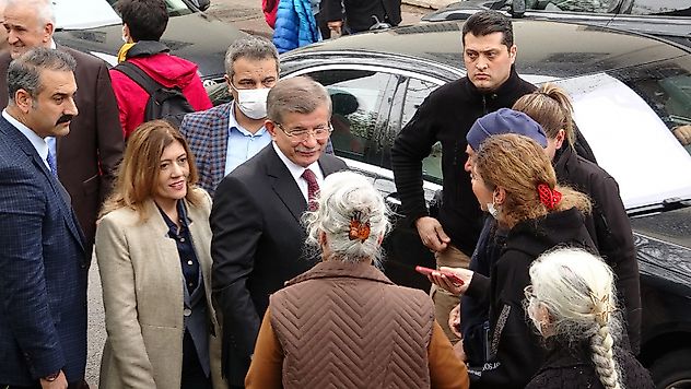 Davutoğlu'ndan mülteci açıklaması: 'Göndereceğiz demekle olmaz!'