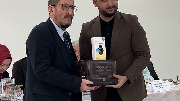 Diyanet İşleri Başkanlığı Üniversitelerarası Kuranı Kerimi Güzel Okuma Yarışması Manisa Birincisi Belli Oldu