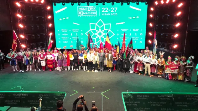 Festival'de Kültür ve Nostalji Dolu Unutulmaz Gece