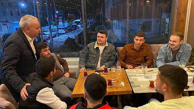Gençler Hakkını Alacak
