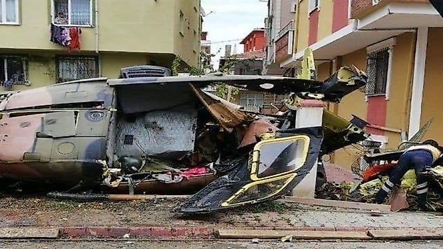Sancaktepe'de Helikopter Kazası