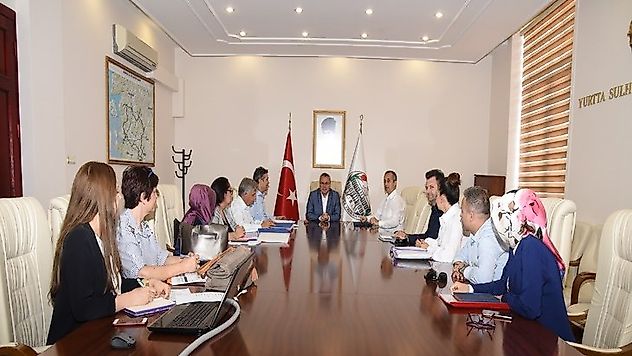 Kütüphanesiz Okul Kalmasın Projesi' Çalışmaları Başladı