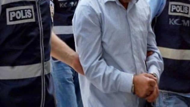 BİRİ DOKTOR İKİ İŞ ADAMI TUTUKLANDI