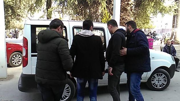 300 ADET SAHTE ALTIN ELE GEÇİRİLDİ