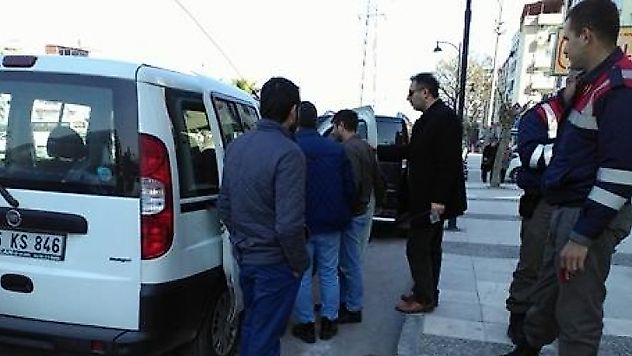 ÇALINAN OTOMOBİL MANİSA'DA YAKALANDI