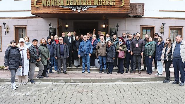 Manisa Büyükşehir Belediyesi, İzmirli Turist Rehberlerini Ağırladı