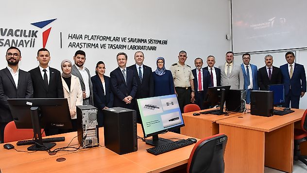 Manisa'da Bir İlk Savunma Teknolojileri Laboratuvarı Açıldı