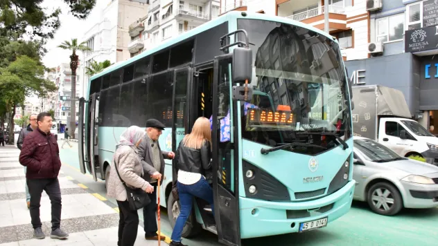 Manisa'da toplu ulaşımda şoför kart ve nakit ödeme dönemi bitiyor