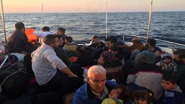 574 göçmen yakayı eleverdi: 8 göçmenin cansız bedenine ulaşıldı
