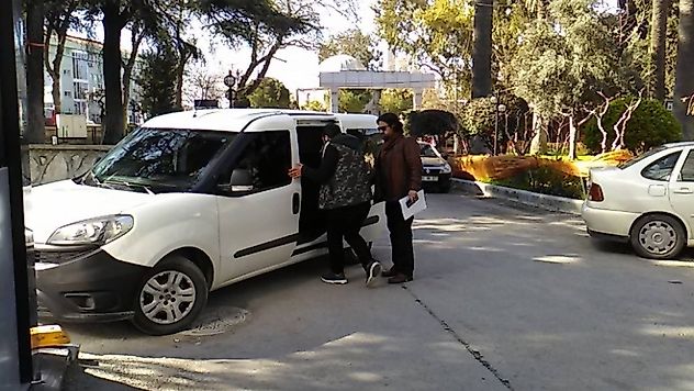 PARA ÜSTÜ YERİNE AŞK NOTU VERİNCE!