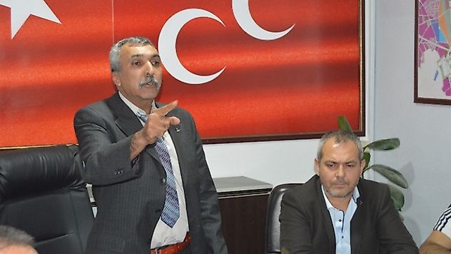 Yalım, 'Milletvekili aday adaylığını parti binasında açıkladı