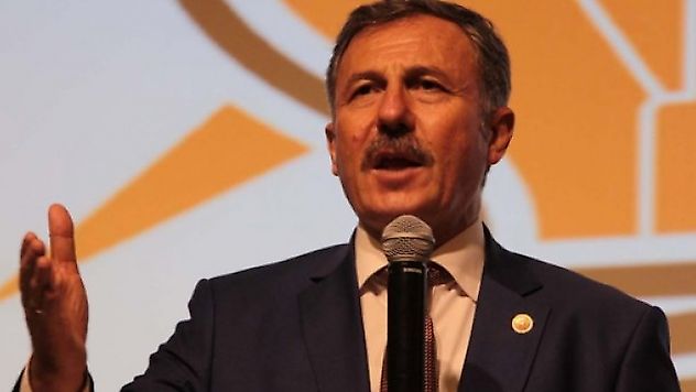 Kızlarımızın, başörtüsü nedeniyle üniversite kapılarından geri çevrildiği dönemler geride kaldı