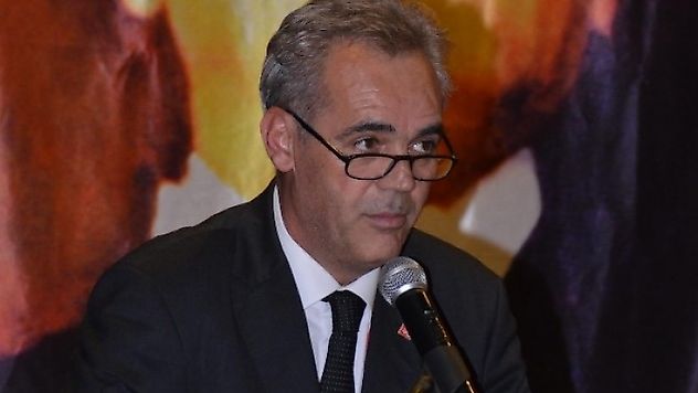AYDINLIK BİR TÜRKİYE İÇİN AYDINLARIN YANINDA OLACAĞIZ
