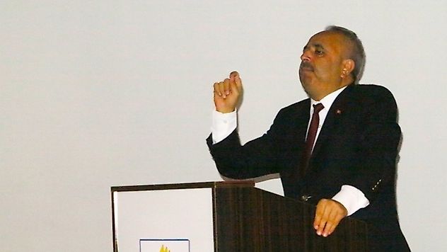 Ölmez 'Bir büyükten sonra o toplantıya girilmez'