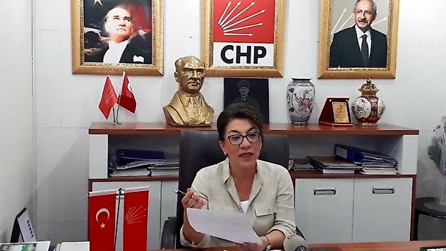 ELİNİ ÖPENİ DEKAN, MEKTUP GÖNDERENİ DİYANET İŞLERİ BAŞKANI YAPIYORLAR