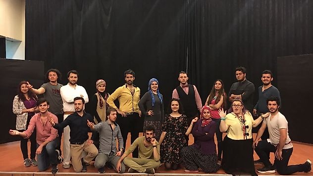 BU OYUN KÜTÜPHANEYİ KURDURACAK
