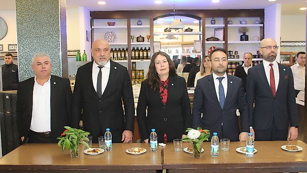 Manisa'nın Doktoru, Manisa'nın Başkanlığına Yürüyor
