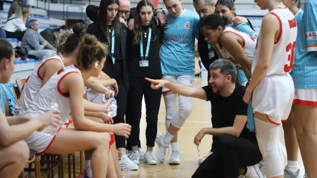 Manisa'nın Tek Kadın Basketbol Takımının Rakibi Bursa Ekibi