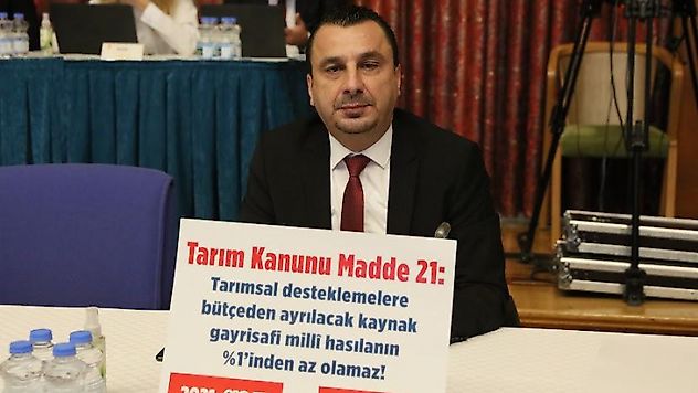 Manisalı Bakan'a Üzüm Tepkisi: İçinize Siniyor Mu?