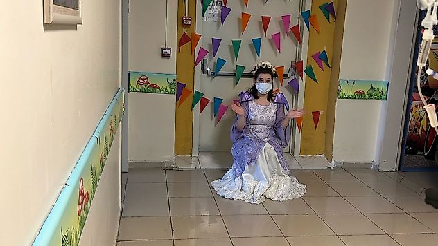 Masallar Kanserli Çocuklara Moral Oldu